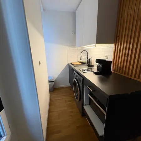 à Deux Pas Du Métro Appartement